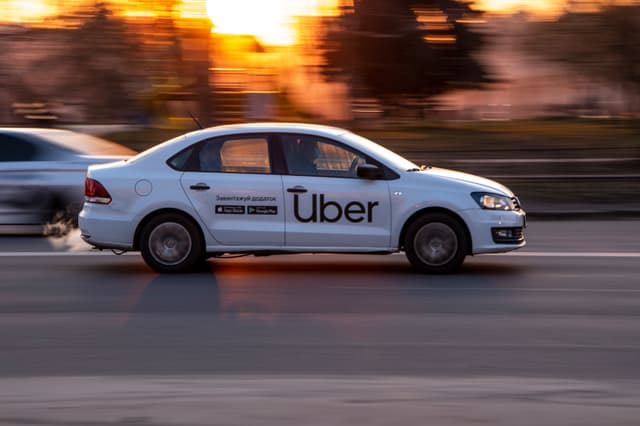 Image for Rideshare Drivers and Liability: When Are Uber and Lyft Responsible for Their Drivers’ Negligence?